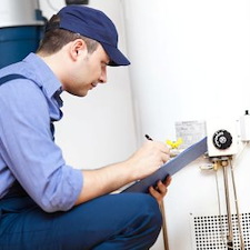Portland Homeowner’s Guide to Water Heater Repair vs. Replacement